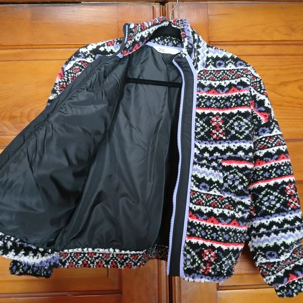NWT DSG Cozy Fleece Full Zip Jacket Funky Fair Isle Pattern Girls Size M (10-12)